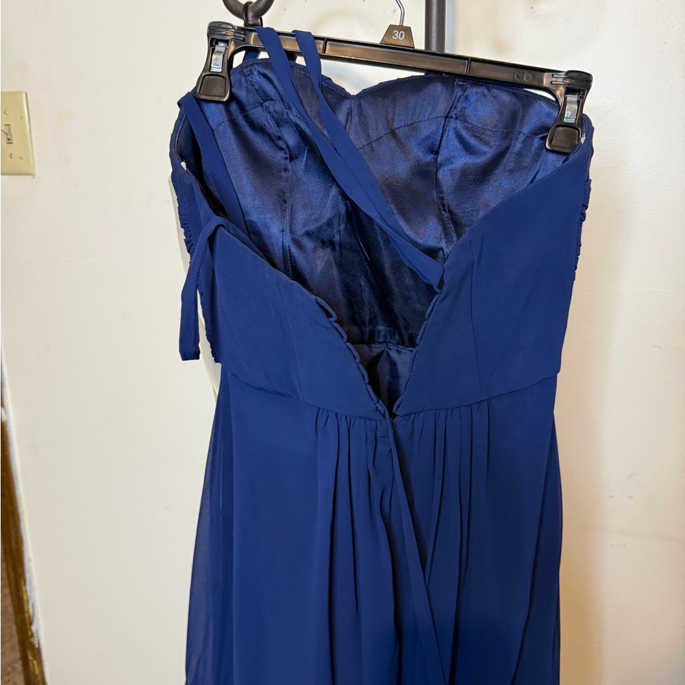 Chic Strapless Navy Dress